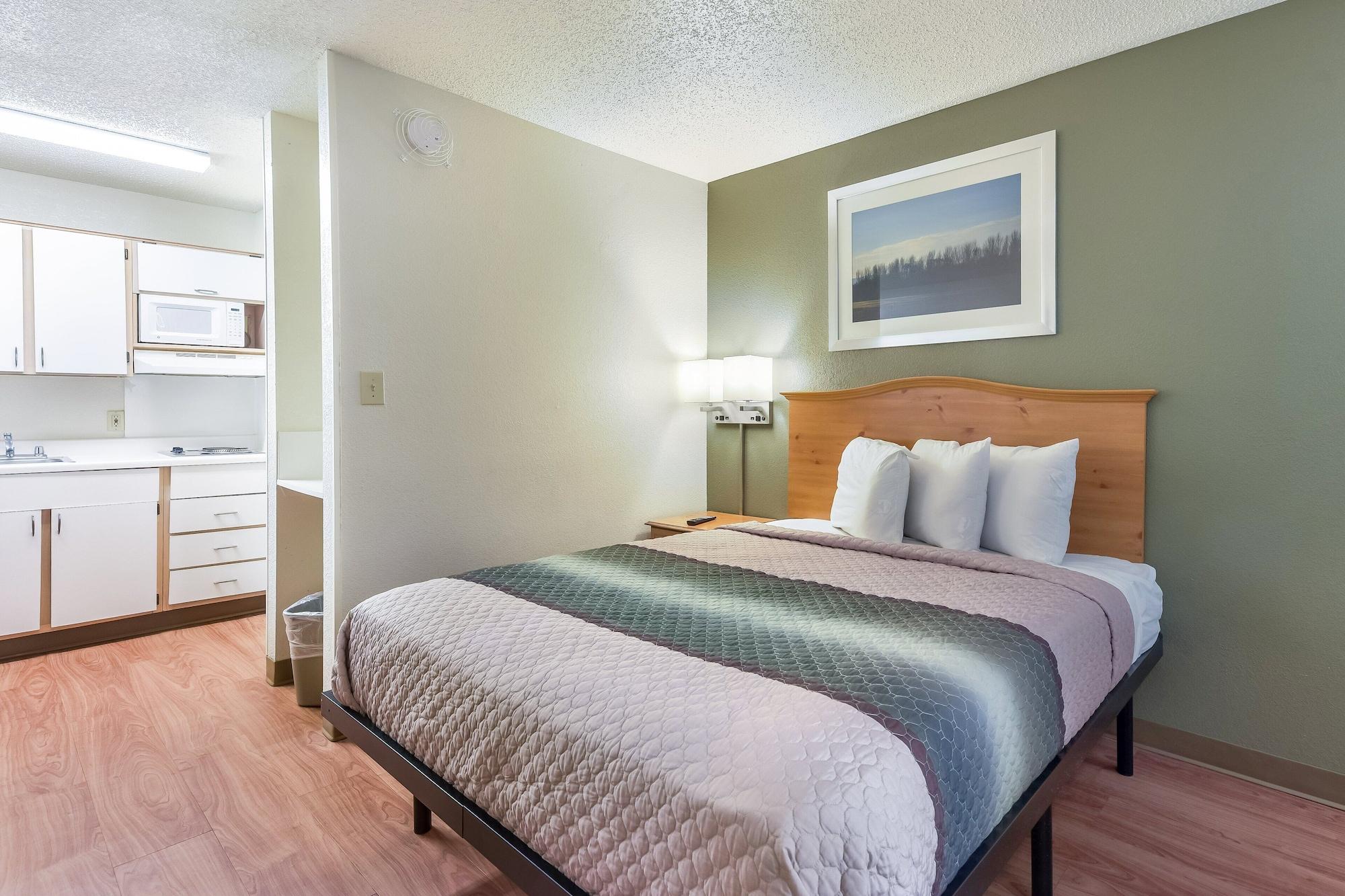 Hometowne Studios By Red Roof Dallas - North Addison - Tollway المظهر الخارجي الصورة